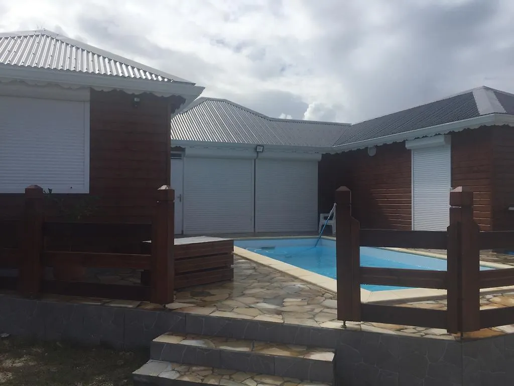Villa Piscine Ribourgeon Saint-Louis 0*,  과달루프
